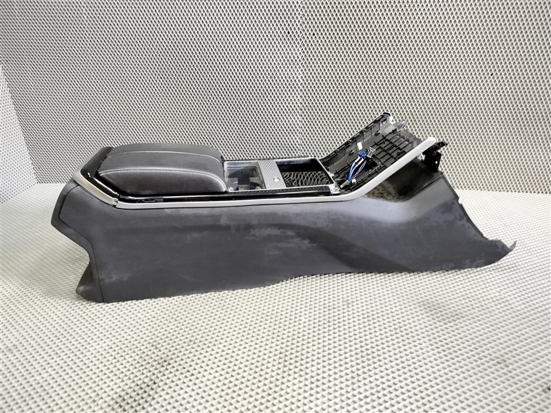 подлокотник, 12055 рублей, Санкт-Петербург