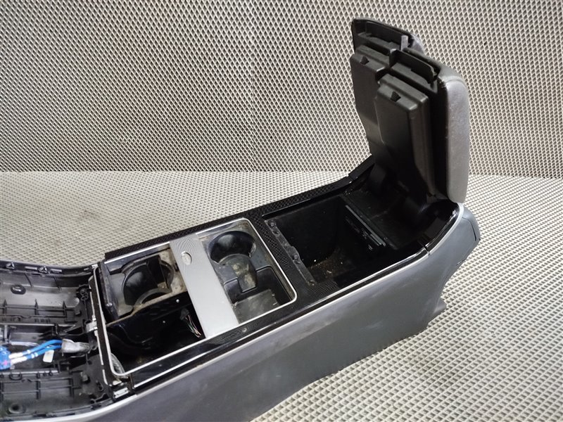 подлокотник, 12055 рублей, Санкт-Петербург