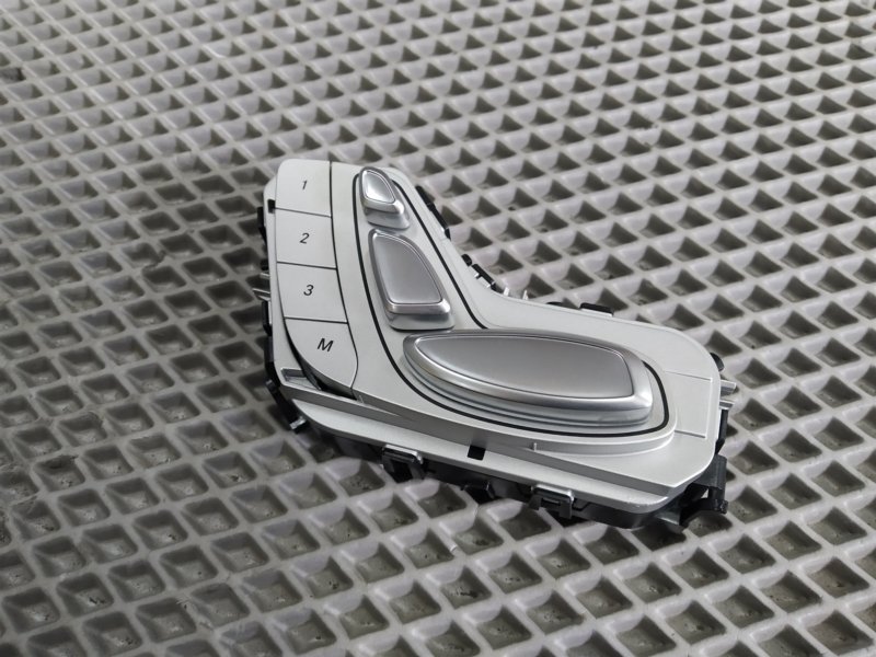 кнопки управления сиденьем, 18955 рублей, Санкт-Петербург