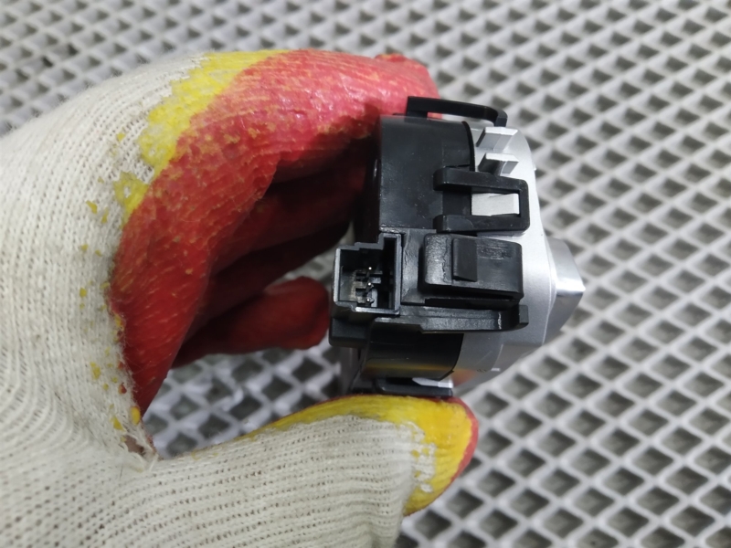 кнопки управления сиденьем, 18955 рублей, Санкт-Петербург