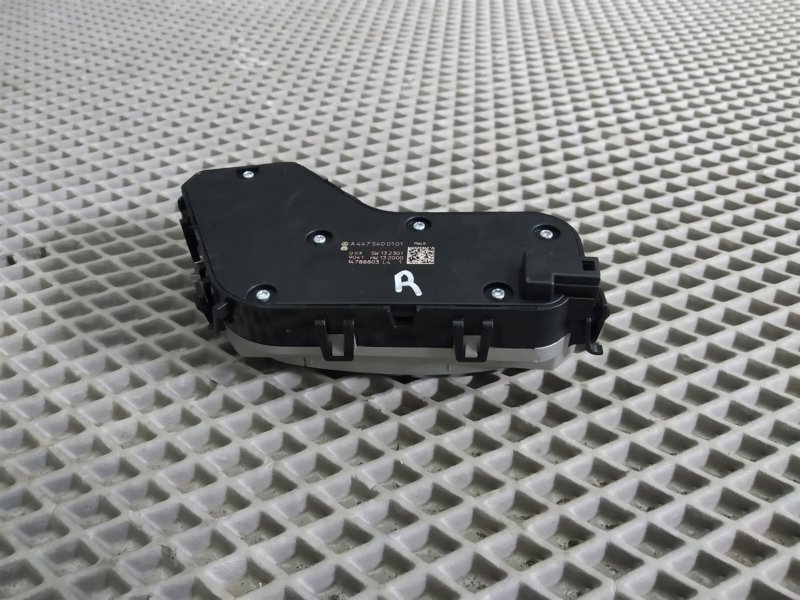 кнопки управления сиденьем, 18955 рублей, Санкт-Петербург