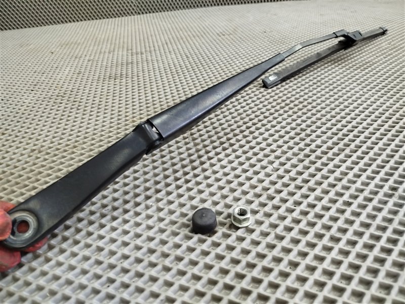 поводок стеклоочистителя, 2805 рублей, Санкт-Петербург