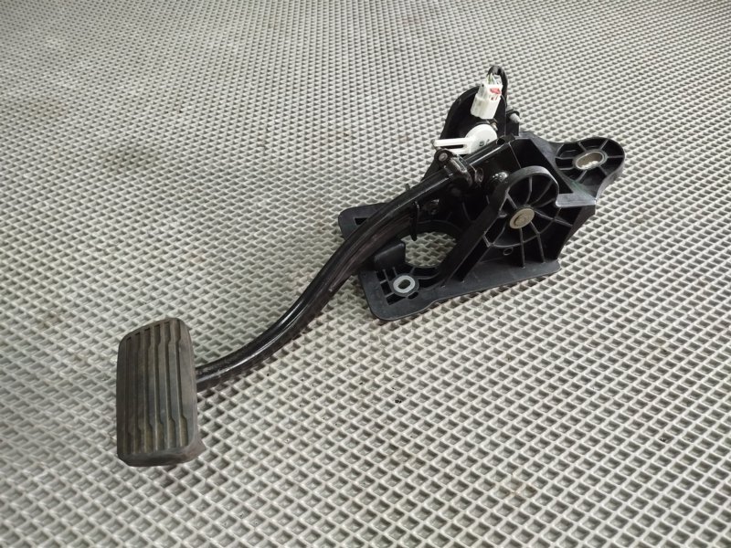 педаль тормоза, 6235 рублей, Санкт-Петербург