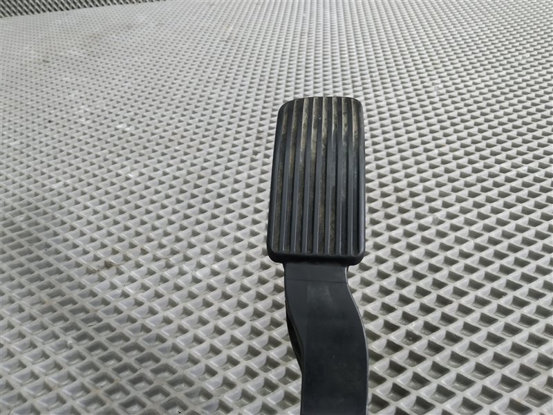 педаль газа, 2470 рублей, Санкт-Петербург