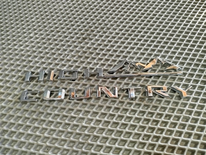 эмблема, 2810 рублей, Санкт-Петербург