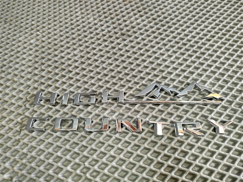 эмблема, 2810 рублей, Санкт-Петербург