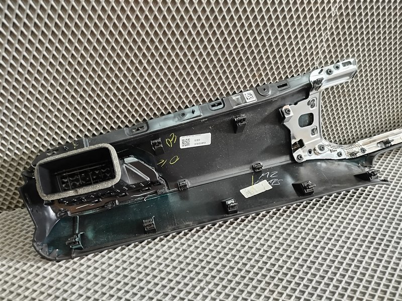 Накладка на торпедо, 16730 рублей, Санкт-Петербург