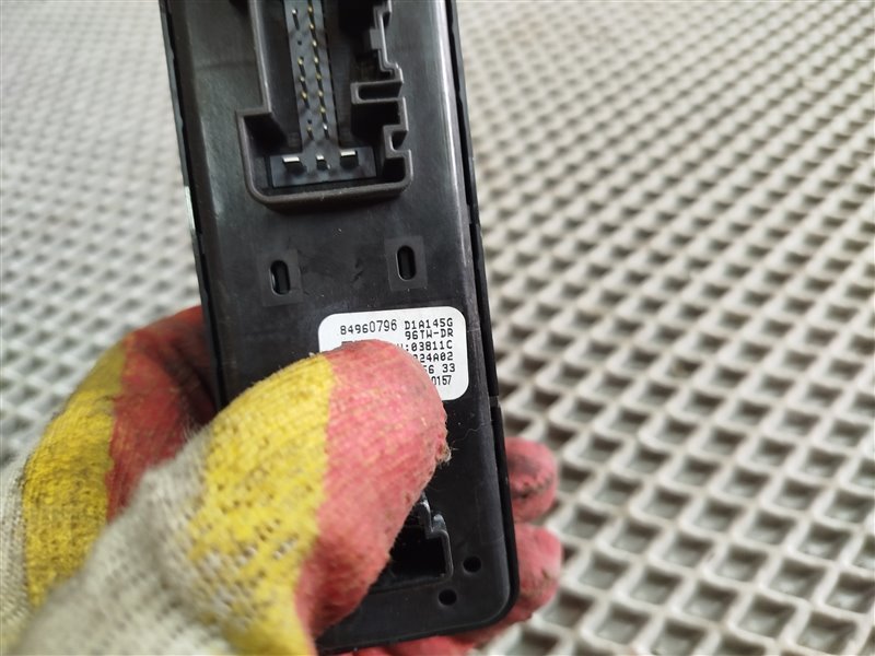 блок кнопок стеклоподъемника, 13010 рублей, Санкт-Петербург