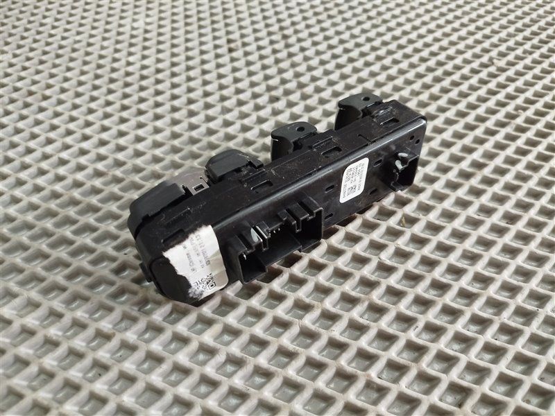 блок кнопок стеклоподъемника, 13010 рублей, Санкт-Петербург