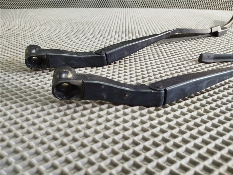 поводок стеклоочистителя, 4570 рублей, Санкт-Петербург