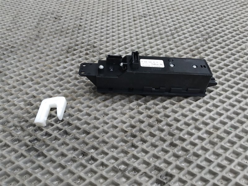 блок кнопок стеклоподъемника, 3760 рублей, Санкт-Петербург