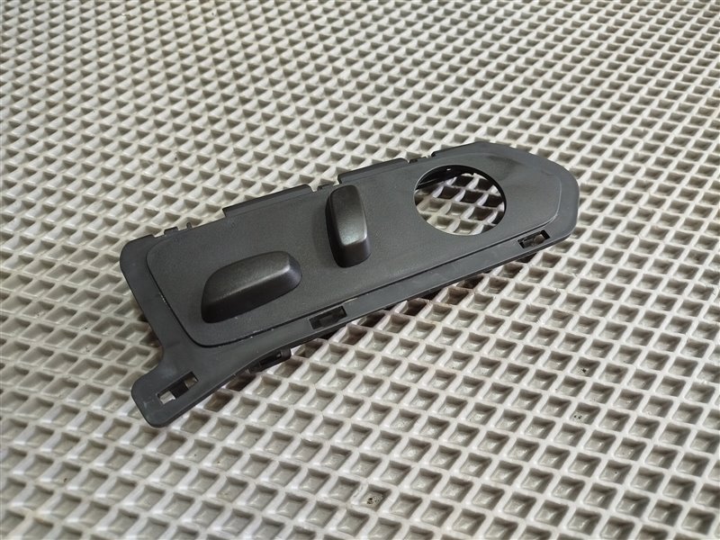 кнопки управления сиденьем, 10225 рублей, Санкт-Петербург