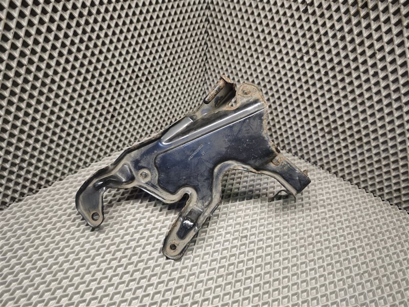 кронштейн компрессора, 2335 рублей, Санкт-Петербург