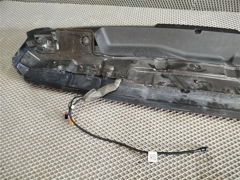 спойлер, 46415 рублей, Санкт-Петербург