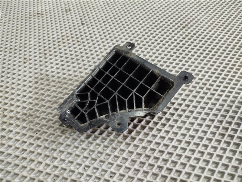 кронштейн бампера, 3760 рублей, Санкт-Петербург