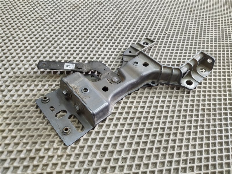 кронштейн бампера, 7505 рублей, Санкт-Петербург