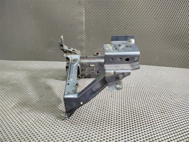 кронштейн фары, 18740 рублей, Санкт-Петербург