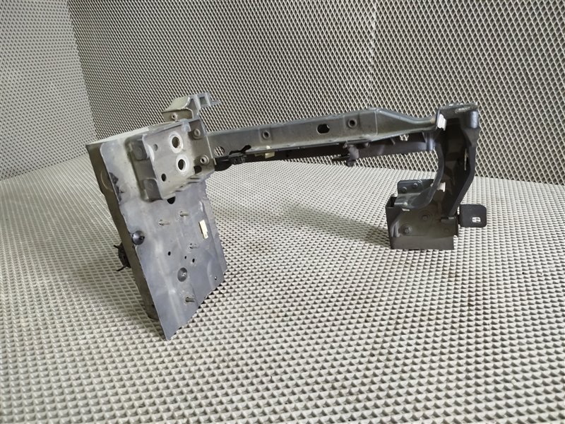 кронштейн фары, 18740 рублей, Санкт-Петербург