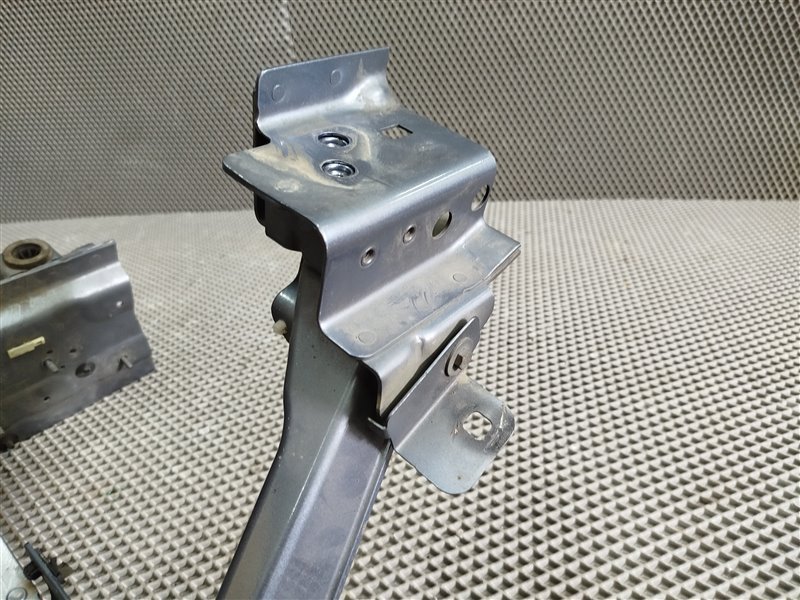 кронштейн фары, 18740 рублей, Санкт-Петербург