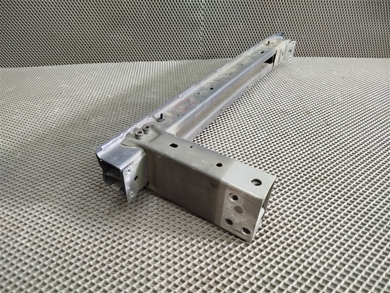 усилитель бампера, 9375 рублей, Санкт-Петербург