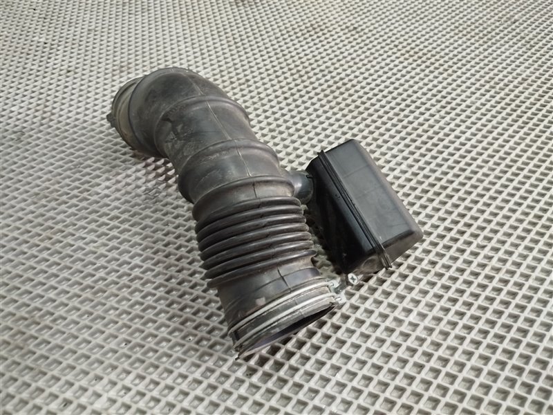 патрубок воздушного фильтра, 6570 рублей, Санкт-Петербург
