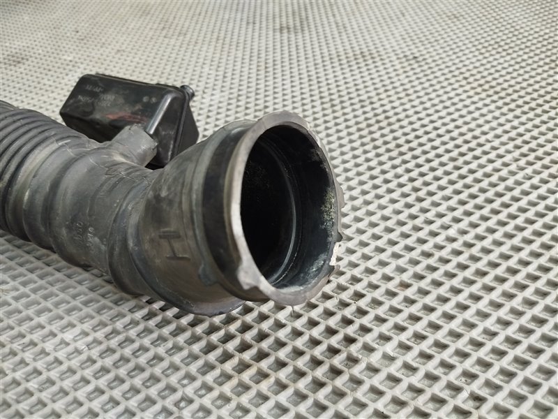 патрубок воздушного фильтра, 6570 рублей, Санкт-Петербург