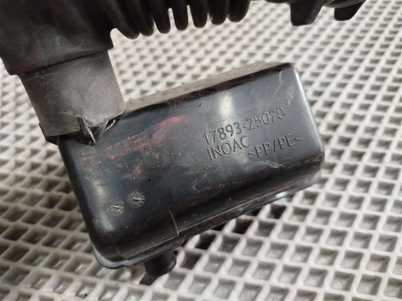 патрубок воздушного фильтра, 6570 рублей, Санкт-Петербург