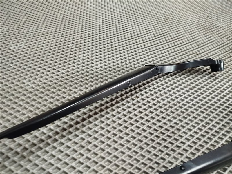 поводок стеклоочистителя, 2825 рублей, Санкт-Петербург