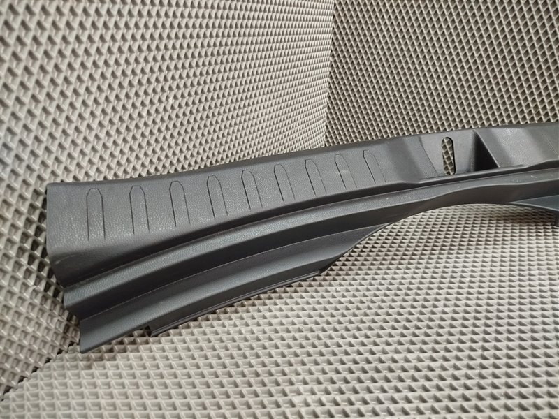 накладка багажника, 3290 рублей, Санкт-Петербург