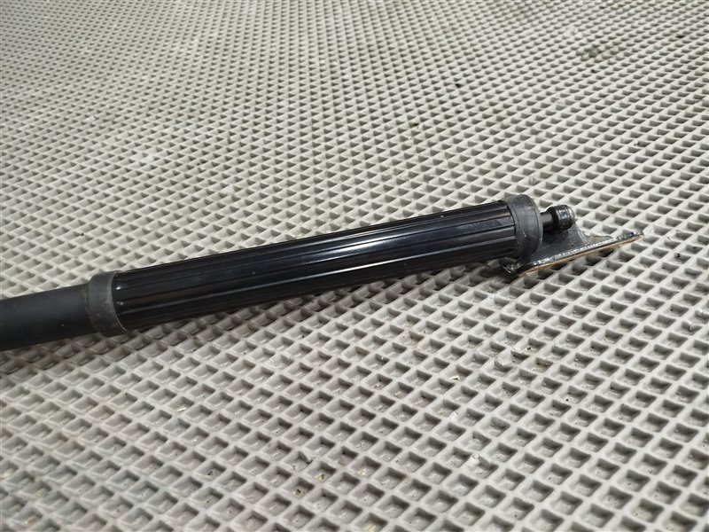 амортизатор багажника, 6570 рублей, Санкт-Петербург