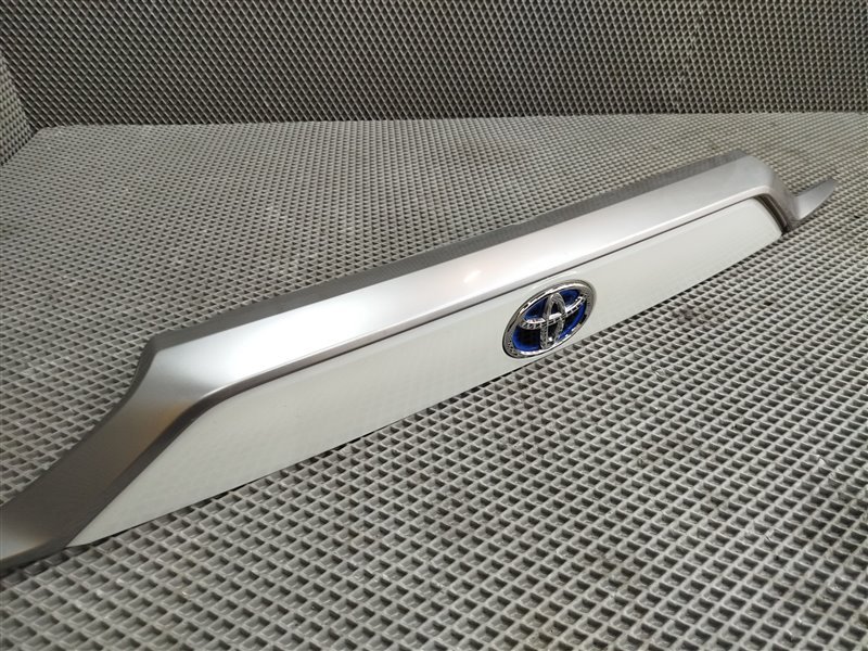 Накладка крышки багажника, 6570 рублей, Санкт-Петербург