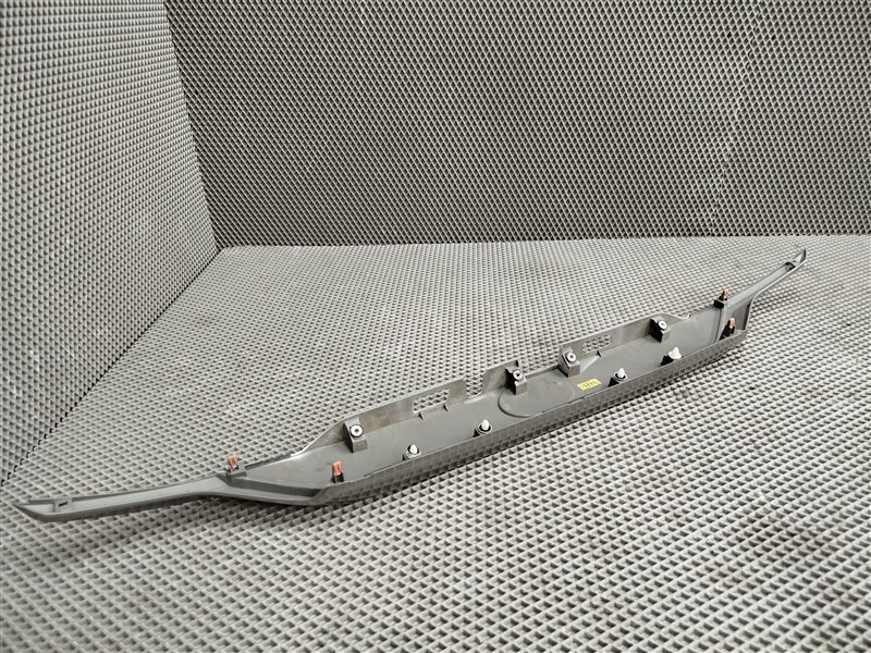 Накладка крышки багажника, 6570 рублей, Санкт-Петербург