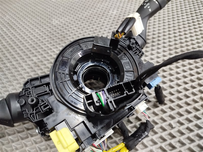 подрулевой переключатель, 14055 рублей, Санкт-Петербург