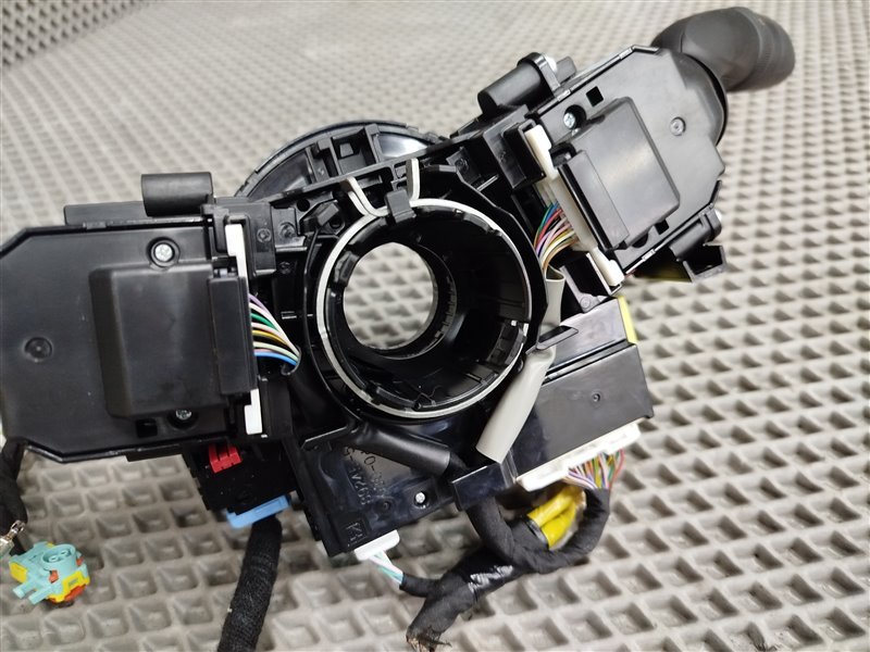 подрулевой переключатель, 14055 рублей, Санкт-Петербург