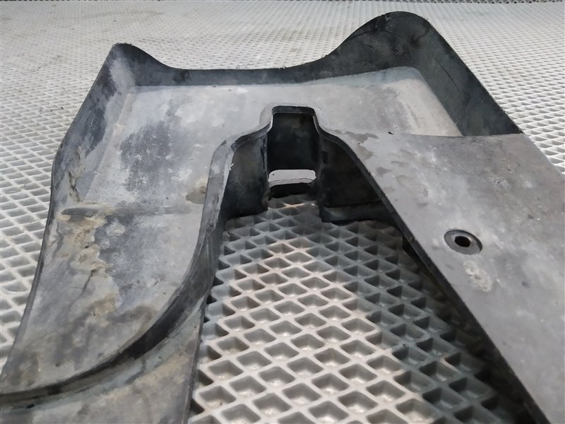 брызговик, 1200 рублей, Санкт-Петербург