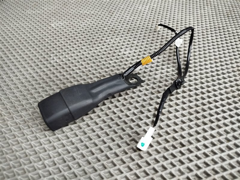 замок ремня безопасности, 2825 рублей, Санкт-Петербург