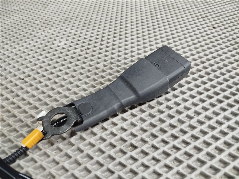 замок ремня безопасности, 2825 рублей, Санкт-Петербург