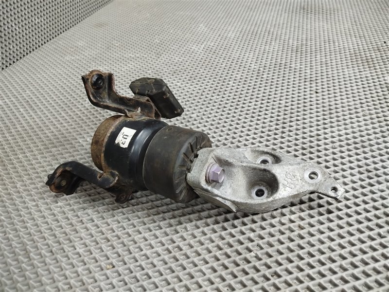 подушка двигателя, 6570 рублей, Санкт-Петербург