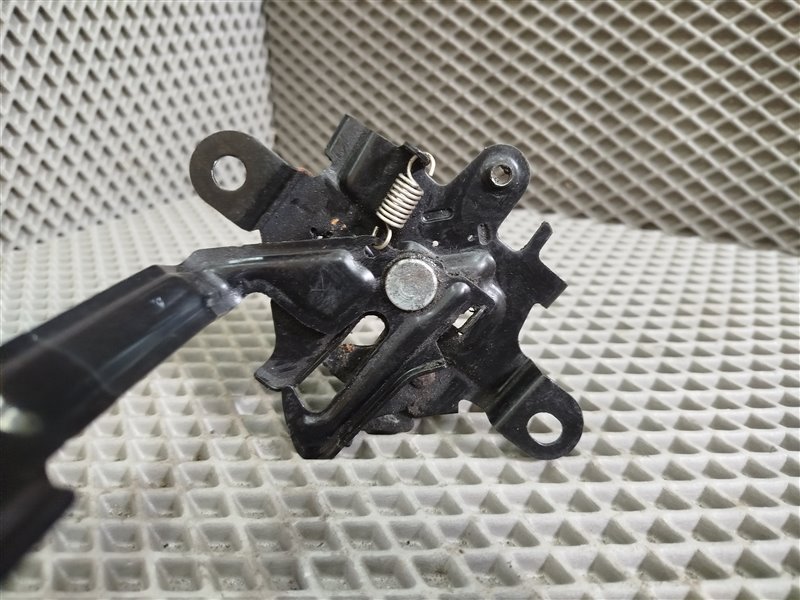 замок капота, 2825 рублей, Санкт-Петербург