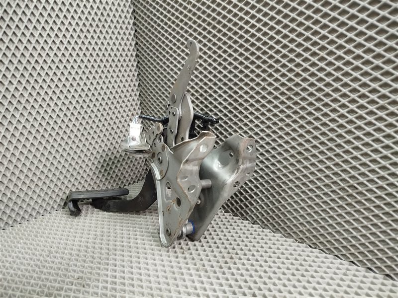 педаль тормоза, 4695 рублей, Санкт-Петербург