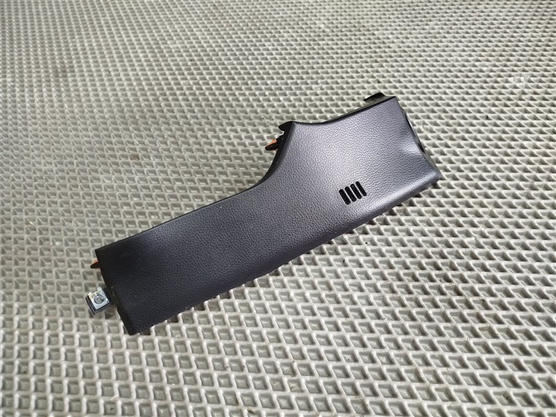 Накладка на торпедо, 2825 рублей, Санкт-Петербург