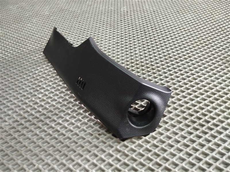 Накладка на торпедо, 2825 рублей, Санкт-Петербург