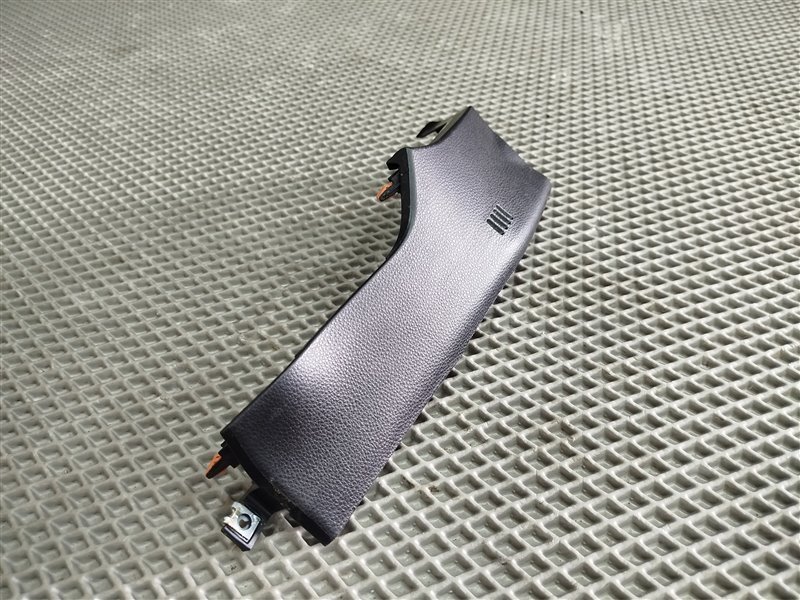 Накладка на торпедо, 2825 рублей, Санкт-Петербург