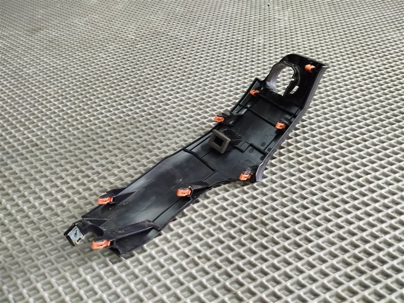 Накладка на торпедо, 2825 рублей, Санкт-Петербург