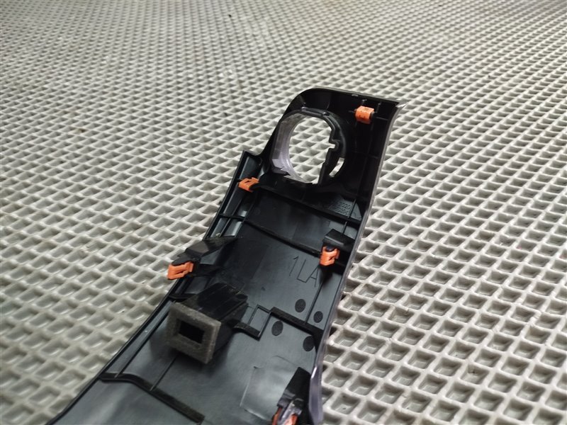 Накладка на торпедо, 2825 рублей, Санкт-Петербург