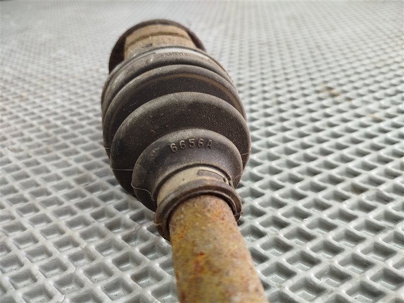 полуось, 9375 рублей, Санкт-Петербург