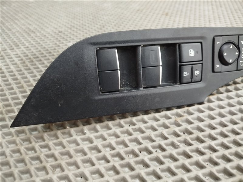 блок кнопок стеклоподъемника, 15065 рублей, Санкт-Петербург