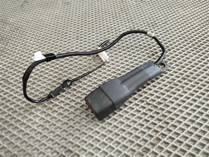 замок ремня безопасности, 2825 рублей, Санкт-Петербург