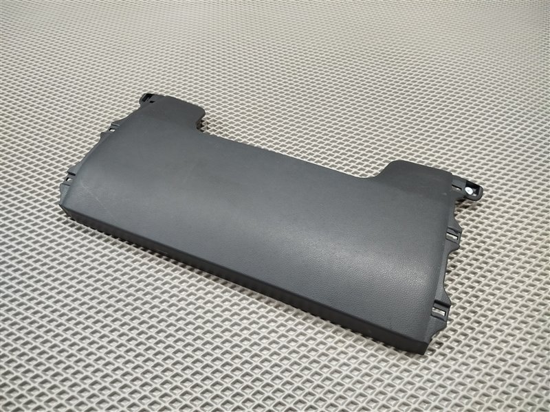 накладка под торпедо, 1890 рублей, Санкт-Петербург