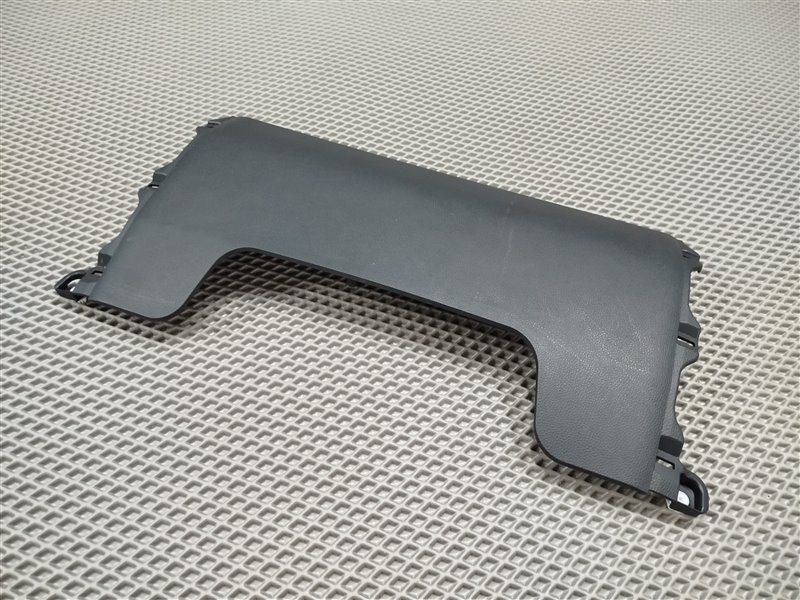 накладка под торпедо, 1890 рублей, Санкт-Петербург